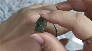 Review  Moldavite tektite สะเก็ดดาวของขวัญจากจักรวาลและความมหัศจรรย์ [upl. by Sidell87]