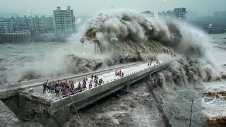 Biblical flood in China The Yangtze River washes away everything in its path [upl. by Anul]