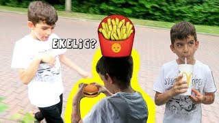 Würfel bestimmt 1 Tag lang unser Essen 🎲 🍔 In Dubai [upl. by Sugirdor135]