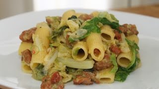 RIGATONI CON VERZA E SALSICCIA  Buono Facile Veloce [upl. by Darom]