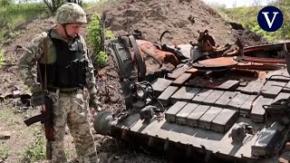 Explorando un tanque ruso destruido por fuerzas ucranianas en Donbass quotNo les llegaron refuerzosquot [upl. by Aer978]