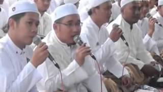 Qomarun Sidnan Nabi  Ahbabul Musthofa Kudus Gus Shofa [upl. by Nirret302]