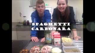 Dansk opskrift på spaghetti carbonara [upl. by Yarahs]