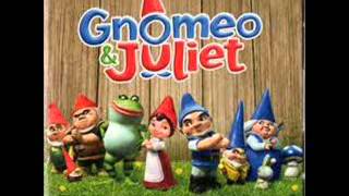 Gnomeo and Juliet Hello Hello [upl. by Tnemelc638]