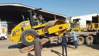 caterpillar transporting constructionmachinary Loading caterpillar road roller CS533E رصّاصة كات [upl. by Eninahs]