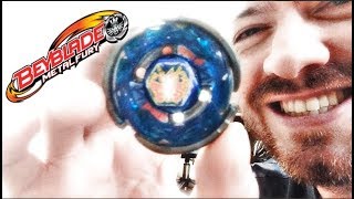 BEYBLADE  OS 7 BEYS LENDÁRIOS BATALHA ÉPICA [upl. by Eatnoled]