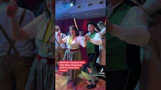 shorts Münchner Française beim Oide Wiesn Bürgerball 2024 im Deutschen Theater [upl. by Ahsel775]