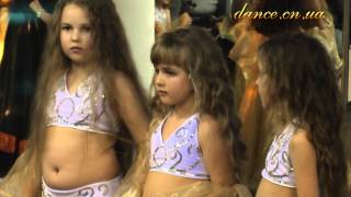 Утренник для детей и родителей Дебют выступления Чернигов children Dance Belly Flamenko [upl. by Elatan]