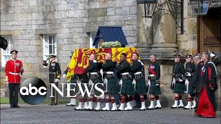 Queen Elizabeths coffin departs from Holyroodhouse to St Giles Cathedral [upl. by Fiske]