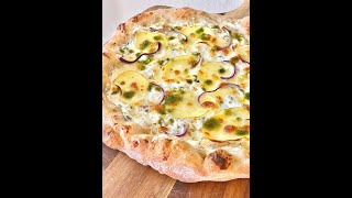 Pizzadej med autolyse [upl. by Ahsiela]