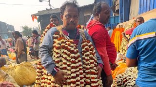 एशिया की सबसे बड़ी फूल मण्डी 🌸🌼  Asias largest flower market Mullick Ghat Market 🌻🌹 [upl. by Lissie308]