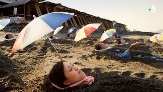 Reportage  Japon la vie au pied dun volcan très actif  ZAPPING NOMADE [upl. by Rothstein]