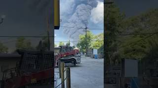 Happening now chemical fire has broken out at gas plant in Garyville Louisiana [upl. by Torrey]