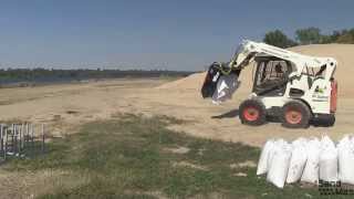 Sandbagging Equipment Fills Sandbags at an Amazing Rate [upl. by Ragan]