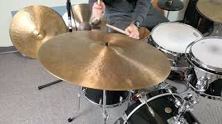 Zildjian K Kerope 22quot quotLightquot Ride 2286g [upl. by Anelra]