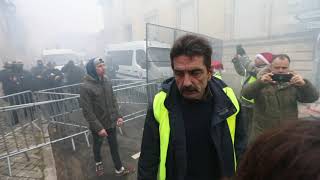 Gilets jaunes manifestation à Angoulême [upl. by Sedgewick634]