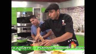 Chef Edgardo Noel Pechuga de pollo rellena de amarillos [upl. by Ludly]