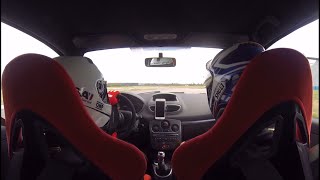 Premiers tours de piste conseils  Tour commenté en Clio 3 Rs  Circuit de Chambley [upl. by Perle135]