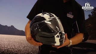 Caberg Duke Motorhelm Review  MotorkledingcenterTV [upl. by Close603]