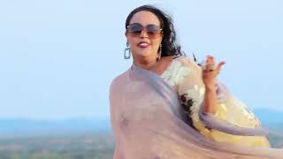 AAMINA AFRIC ANAA TAFATIRA JACAYLKA NEW OFFICIAL VIDEO 2022 [upl. by Yelik]