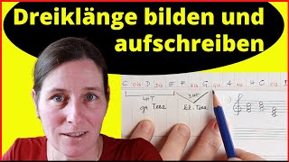 Dreiklänge bilden und aufschreiben [upl. by Eniloj]