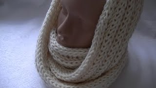 Snood scarf handknitting with a brioche rib [upl. by Enaled]