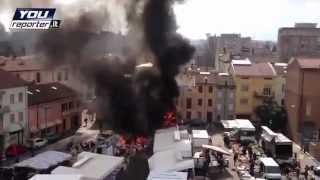 incendio shock nel mercato di Guastalla [upl. by Alahcim]