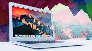 Why Does the MacBook Air Exist in 2017 [upl. by Hgieleak]