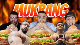 SINIRSIZ HAMBURGER YİYEREK EN ZOR SORULARI CEVAPLADIK TunaTavus GorilFaruk BURGER KING MUKBANG [upl. by Edwards]