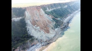 Éboulement de falaise à Octeville sur Mer ayant entrainé un bunker le 27 juillet 2024 [upl. by Konrad919]