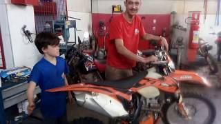 Corte de giro KTM 250exc [upl. by Tamarah499]