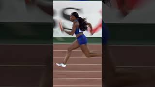 Perfect pass 😤 worldathleticschamps running sports usa relay [upl. by Carree]