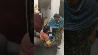 Velakenna iruka😂😂shortvideos comedyshorts reels husband wife youtubeshorts entertainment [upl. by Cha118]