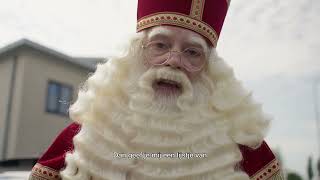 Directeurtje Marco Louwerens huren als Sinterklaas [upl. by Thoer832]