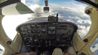 Cessna Skylane at 19000ft  cockpit video  must see [upl. by Arvind]