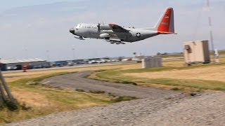 USAF Hercules to Antartica leaves Invercargill [upl. by Mcgrody]