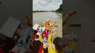 Plz Baapa को इस तरह विसर्जन ना करे 🙏 ganpativisarjan ganpati shorts shortvideo [upl. by Aida]