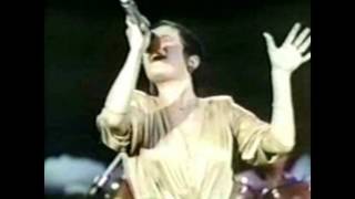 Elis Regina  Ao Vivo no México 1981  Show Completo com Entrevista [upl. by Atnovart853]