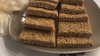 نوكا 5 دقاءق سهلة بمكونين فقط وبدون فرن sesame nougat without oven 2 Ingredients ready in 5 min [upl. by Otsirc]