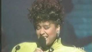 Phyllis Hyman  Sacred Kind of Love Live [upl. by Candida]