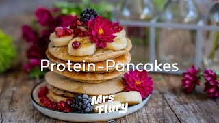 Protein Pancakes vegan  4 Zutaten Rezept mit Haferflocken [upl. by Cannell]