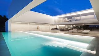 Casa Compluvium  Fran Silvestre Arquitectos [upl. by Ydnih355]