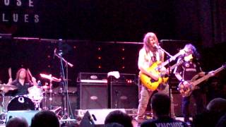 Bumblefoot  Dash with extended solo Live at Houston TX July 12 2014 [upl. by Aenneea]