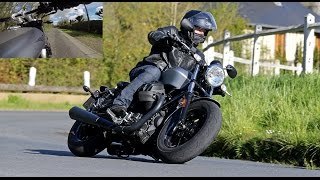 2016 MotoGuzzi V9 Bobber ESSAI VIDEO  Belle et rebelle [upl. by Howlend]