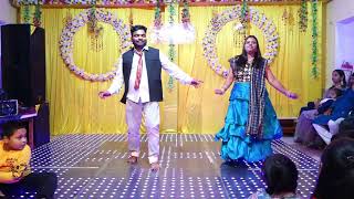 Gale Mein Laal Taai Sangeet Performance coupledance sangeetdance viral  salmankhan [upl. by Lareine]