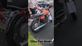 Kick Starting a Two Stroke Motorcycle  Yamaha RD 350 [upl. by Llertrac]