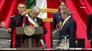 Peña Nieto entrega la banda presidencial a López Obrador  Toma de posesión [upl. by Oretna]