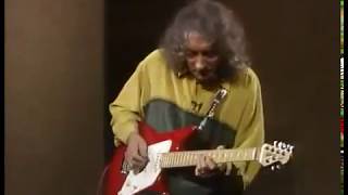 Albert Lee showing rhythm and guitar solo in quotCocainequot JJ Cale amp E Clapton [upl. by Larissa846]