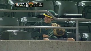 Fan snags a foul ball with a catchers mitt [upl. by Asserac847]