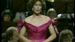 Dame Kiri Te Kanawa sings quotBeim Schlafengehenquot  Vier Letzte Lieder  Richard Strauss [upl. by Corell]